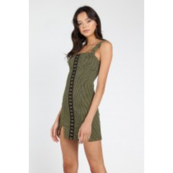 5/$30 HOOK EYE PLAID MINI DRESS - Picture 5 of 8